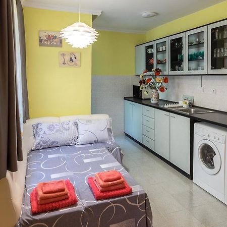 Kapriz - 2 Beds Aptmnt Near The Beach Варна Экстерьер фото